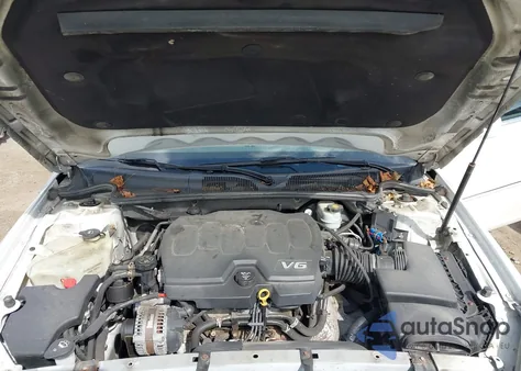 2010 Buick Lucerne Cxl-5 z USA, uszkodzony, nr VIN 1G4HG5EM7AU106233